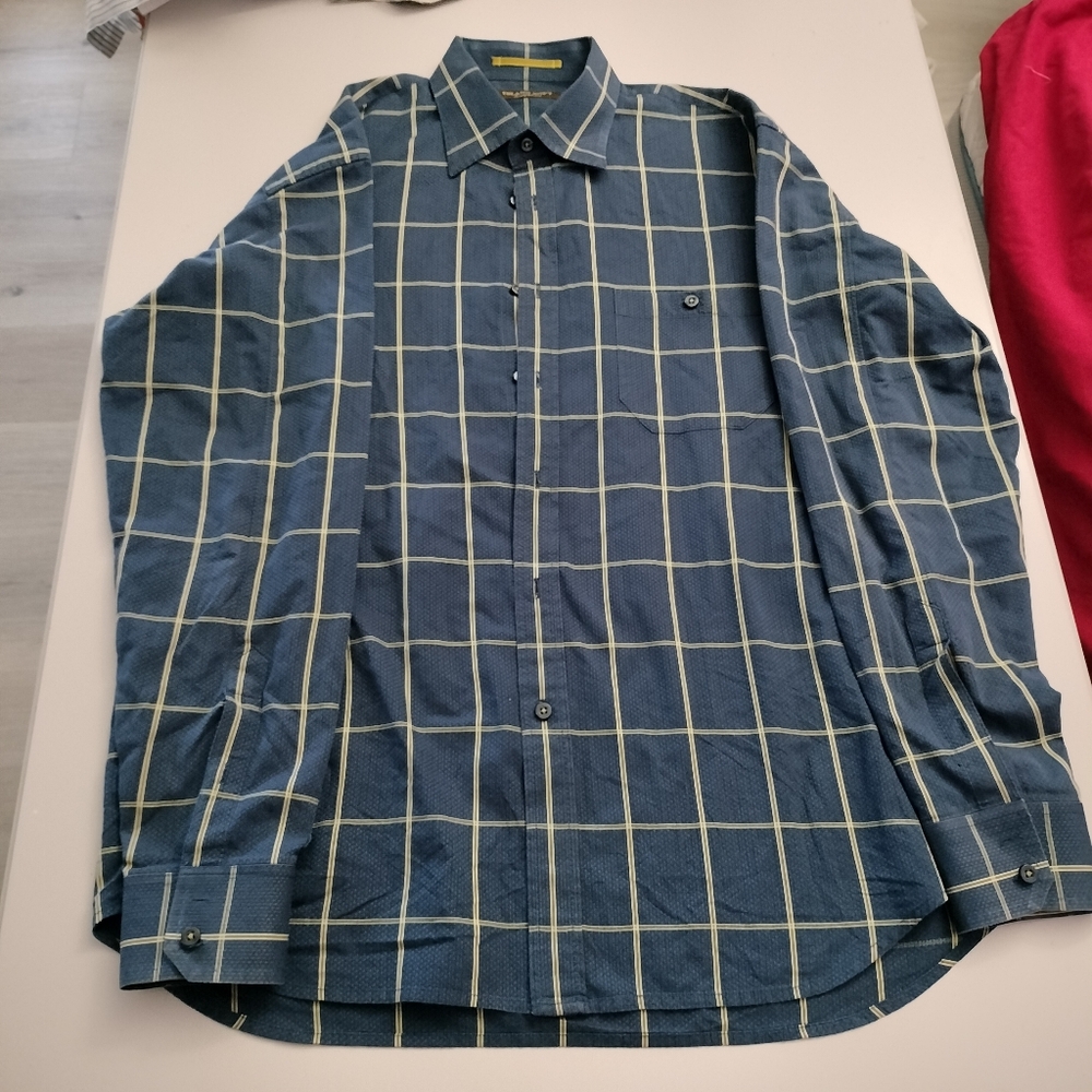 Tommy Bahama Island Soft Large Long Sleeve Men
